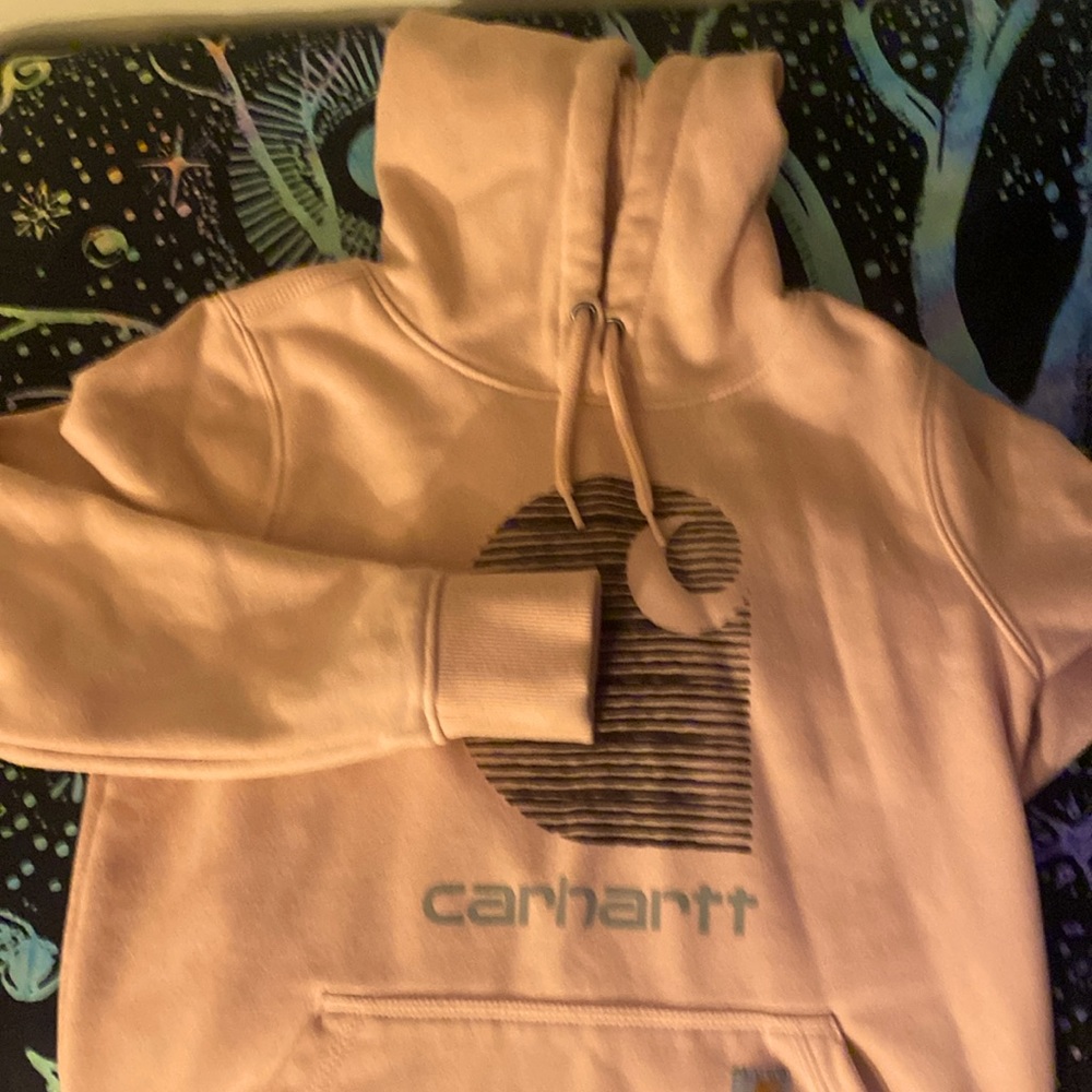 Women’s Carhart sweatshirt. Warren wants.